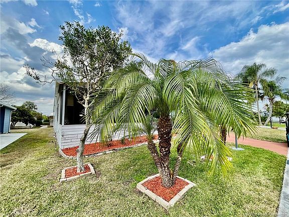 3rd image of 16171 SW Five Wood Way