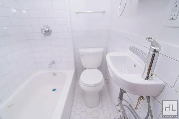 Rented by Highline Residential | media 21