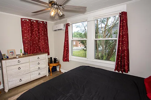 111 Summit St #1 Photo 1