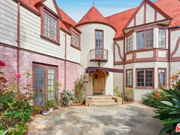 1140 Benedict Canyon Dr, Beverly Hills, CA 90210