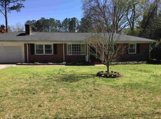 1244 Cherokee Trl, Lawrenceville, GA 30043