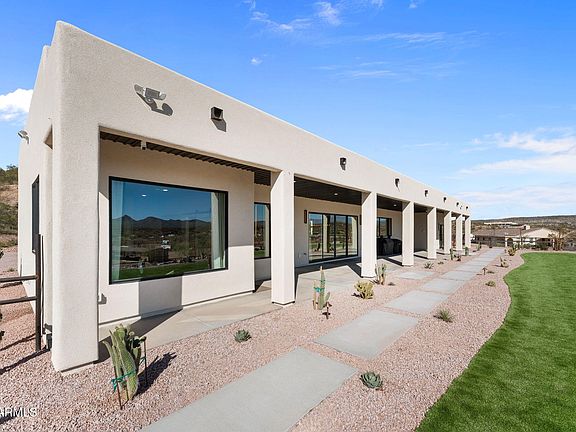 3rd image of 1255 W Grantham Ranch Road