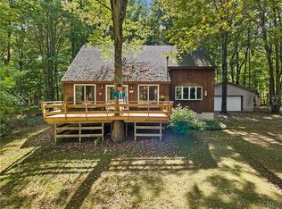 23 Banjo Ln, Oswego, NY 13126