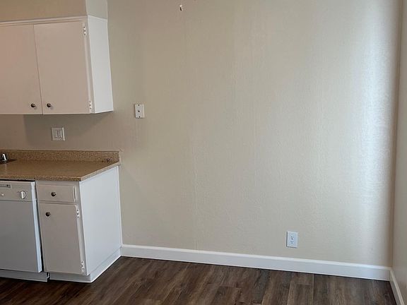 3rd image of 4875 Manzanita Ave APT 40