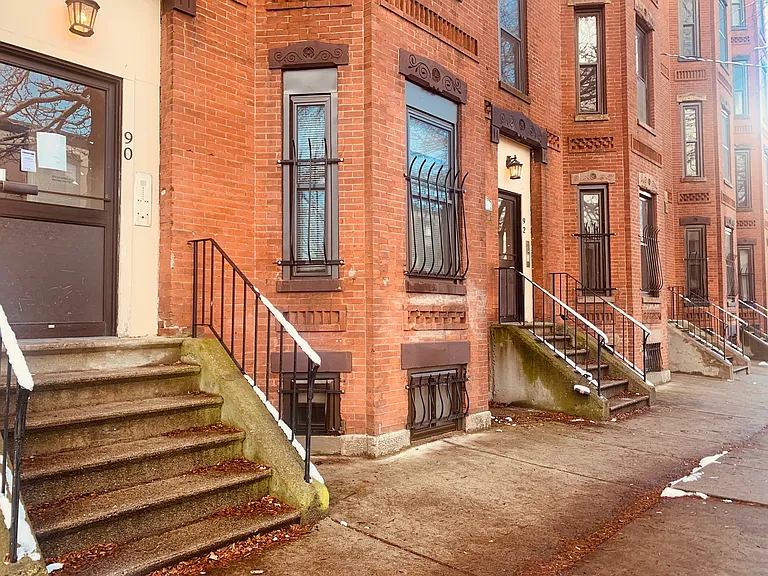 86 Hammond St #2 — Photo 5