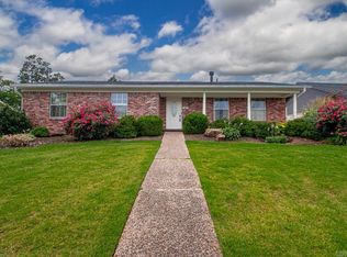 11414 E Stoney Point Ct, Little Rock, AR 72211