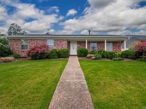 11414 E Stoney Point Ct, Little Rock, AR 72211