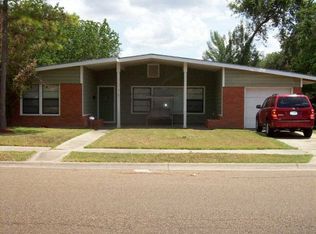 3107 Mayfair Dr, Victoria, TX 77901