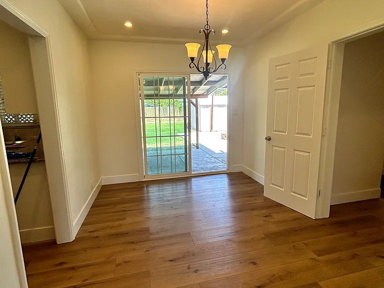 2345 E Brown Ave — Photo 14