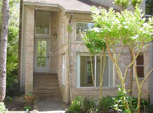 37 N Lakeridge Cir, The Woodlands, TX 77381