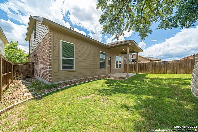 12911 Brewster Ml — Photo 46
