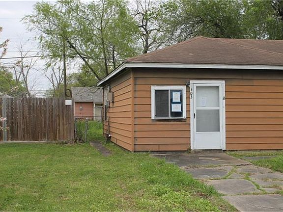 3rd image of 303 Tilden Dr