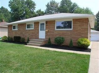 30127 Regent Rd, Wickliffe, OH 44092