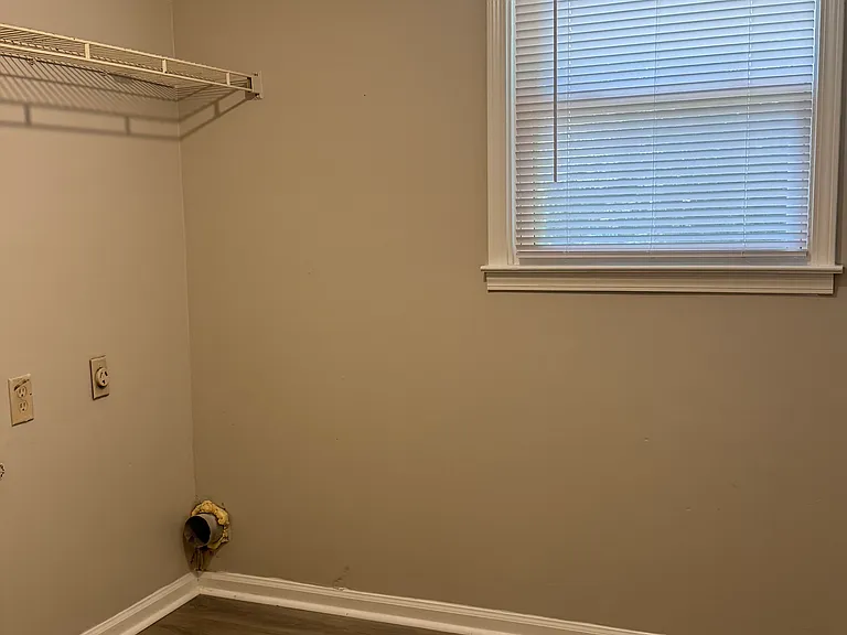 2505 Planters Cove Cir — Photo 16