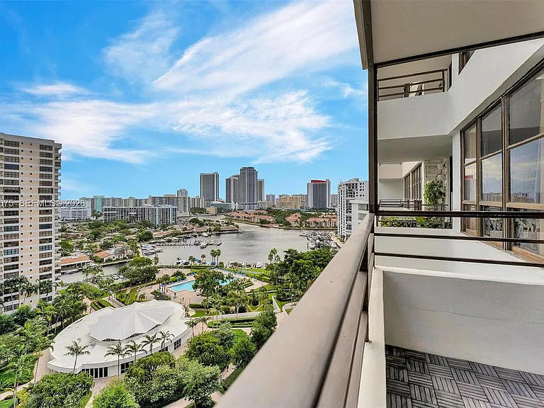 600 Three Islands Blvd #1615 — Photo 35