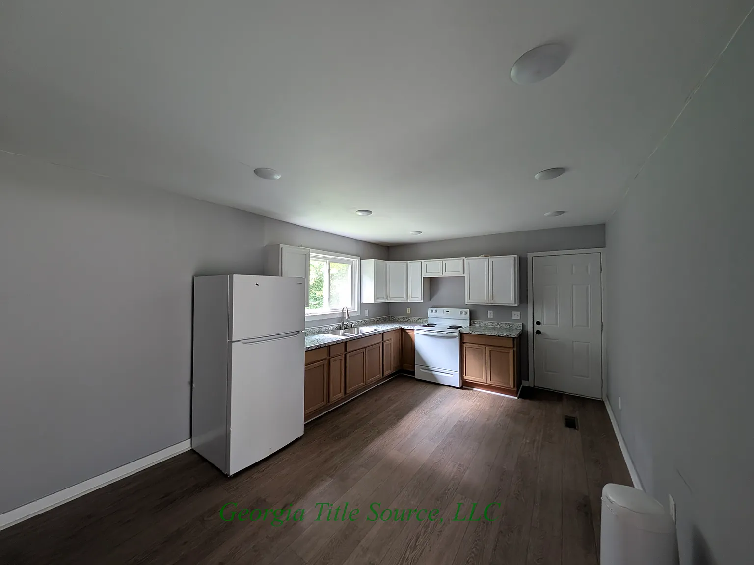 3 bed, 1248 sqft, $1,350 — Photo 4