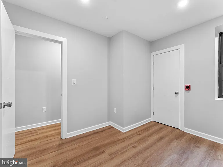 1682 N 54th St #1 — Photo 11