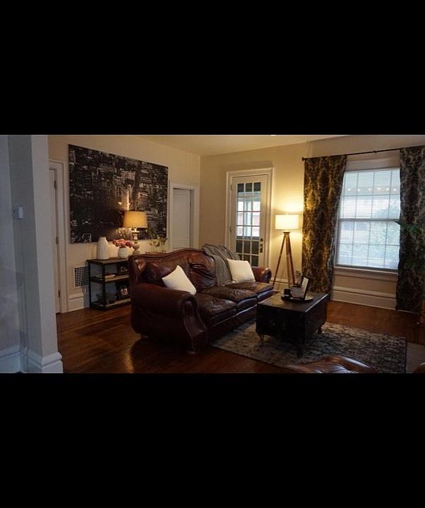 1st image of 1700 Oak St