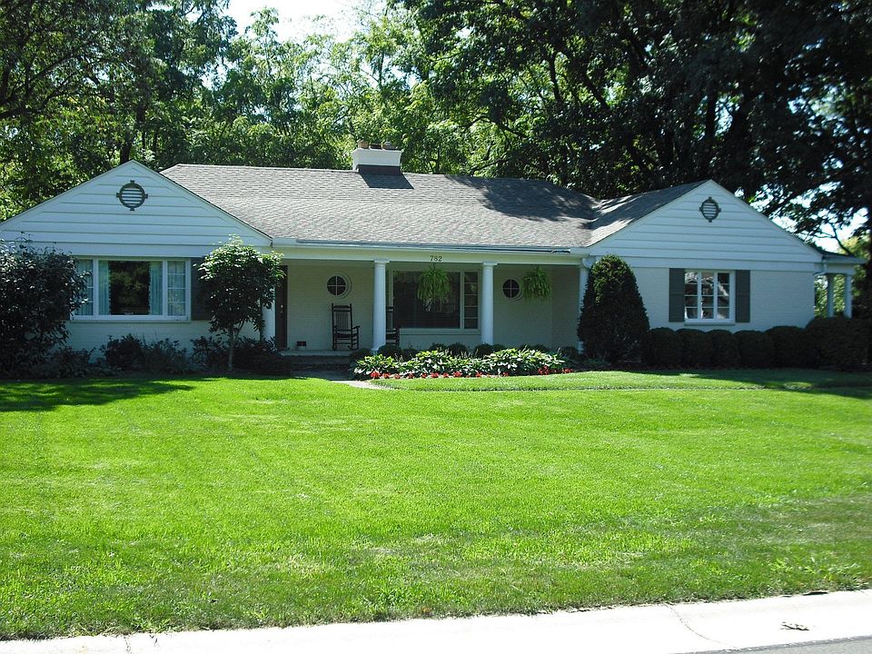 1st image of 782 Greenhouse Dr