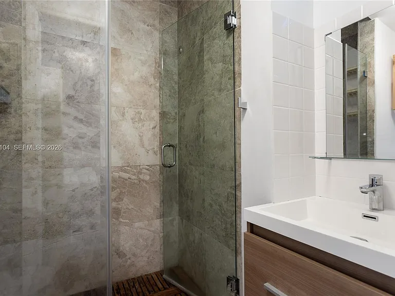 840 Lenox Ave #2 — Photo 10