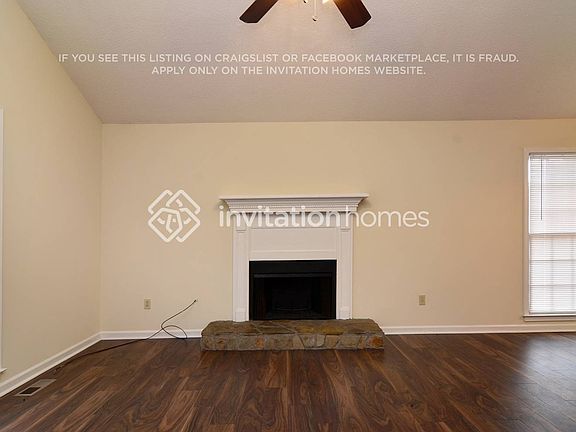 3rd image of 426 Sumer Ln N