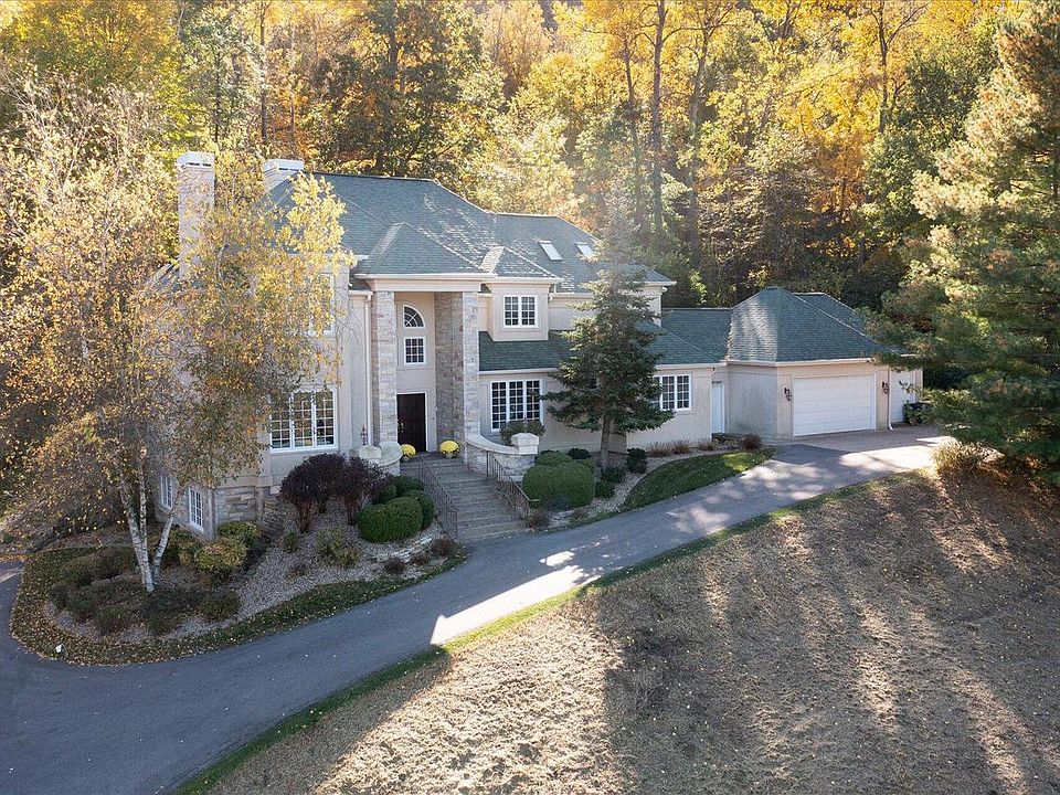 1st image of W5419 Pine Bluff ROAD