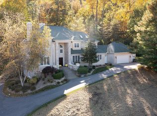 W5419 Pine Bluff Rd, La Crosse, WI 54601