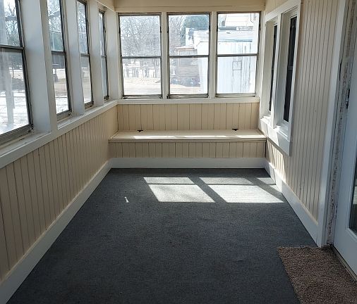 2nd image of 2737 Marshall St