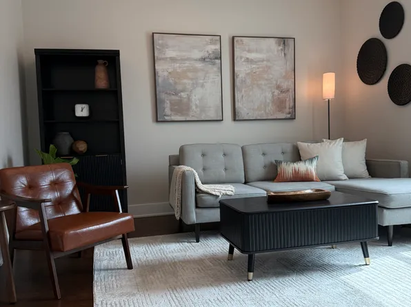 3408 W Congress Pkwy #2, Chicago, IL 60624