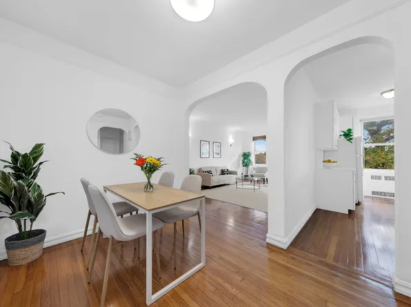 176 Seeley Street image 3 of 6