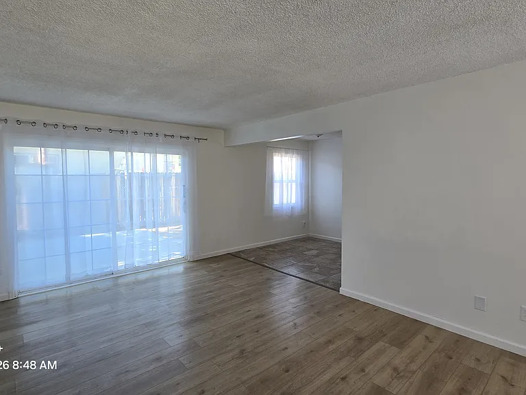 144 E Avenue Q — Photo 3