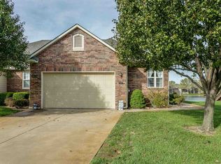 2345 N Lakeway Cir, Wichita, KS 67205