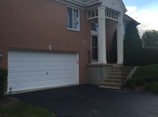 9408 W 141st St, Orland Park, IL 60462