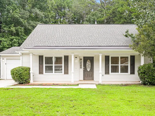 1612 Picadilly Ct NE, Conyers, GA 30013