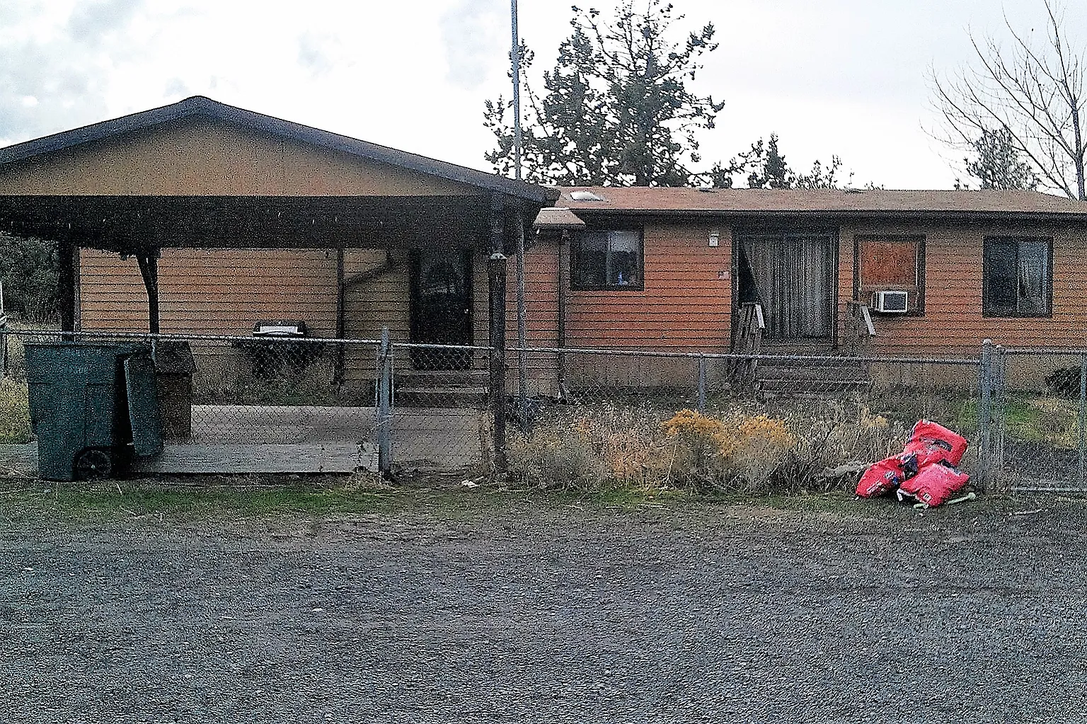 16345 Gilman Rd photo 1