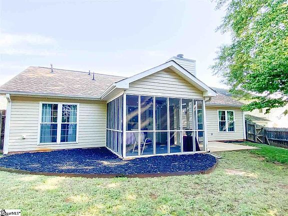 4th image of 108 Glen Willow Ct