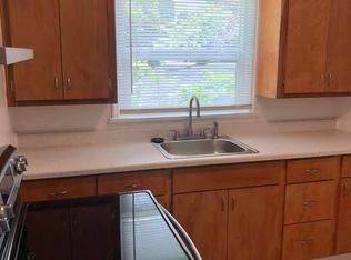 1065 Madison St NE #9, Salem, OR 97301