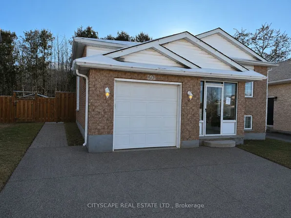 60 Castlewood Pl, Cambridge, ON N1R 8K6