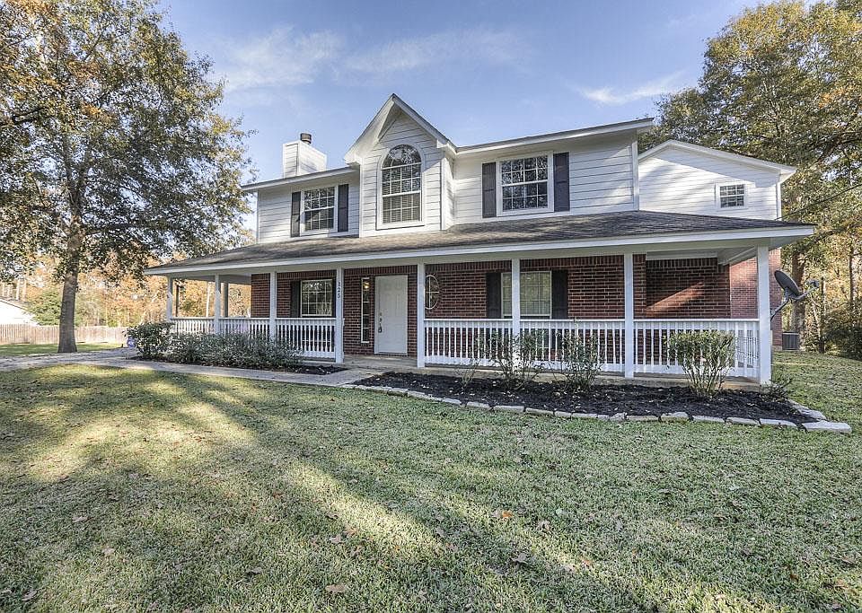 1st image of 125 Oak Hollow Blvd