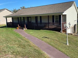 301 Old Stage Rd, Rogersville, TN 37857