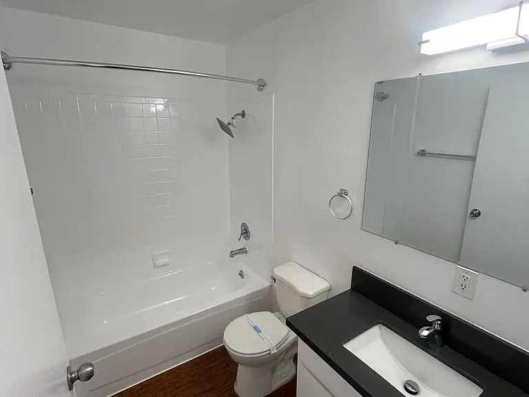 VRA27 LLC- "Villa Regency Apartments" — Photo 57