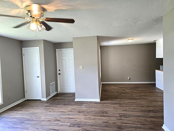 4th image of 2835 Kirkwood Cir