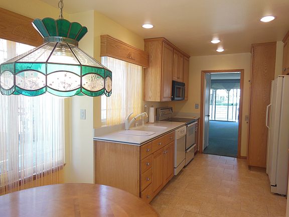 3rd image of 11232 Village 11