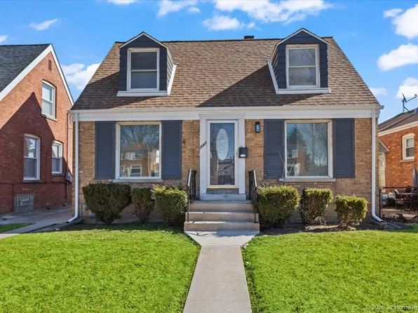 1043 Marshall Ave, Bellwood, IL 60104