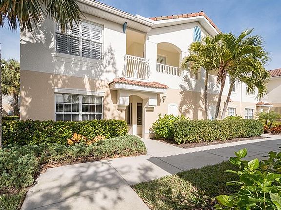 2nd image of 3033 Driftwood Way Unit 3401