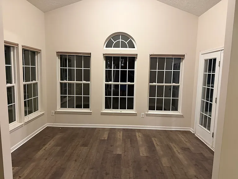 808 Waterloo Ct — Photo 9