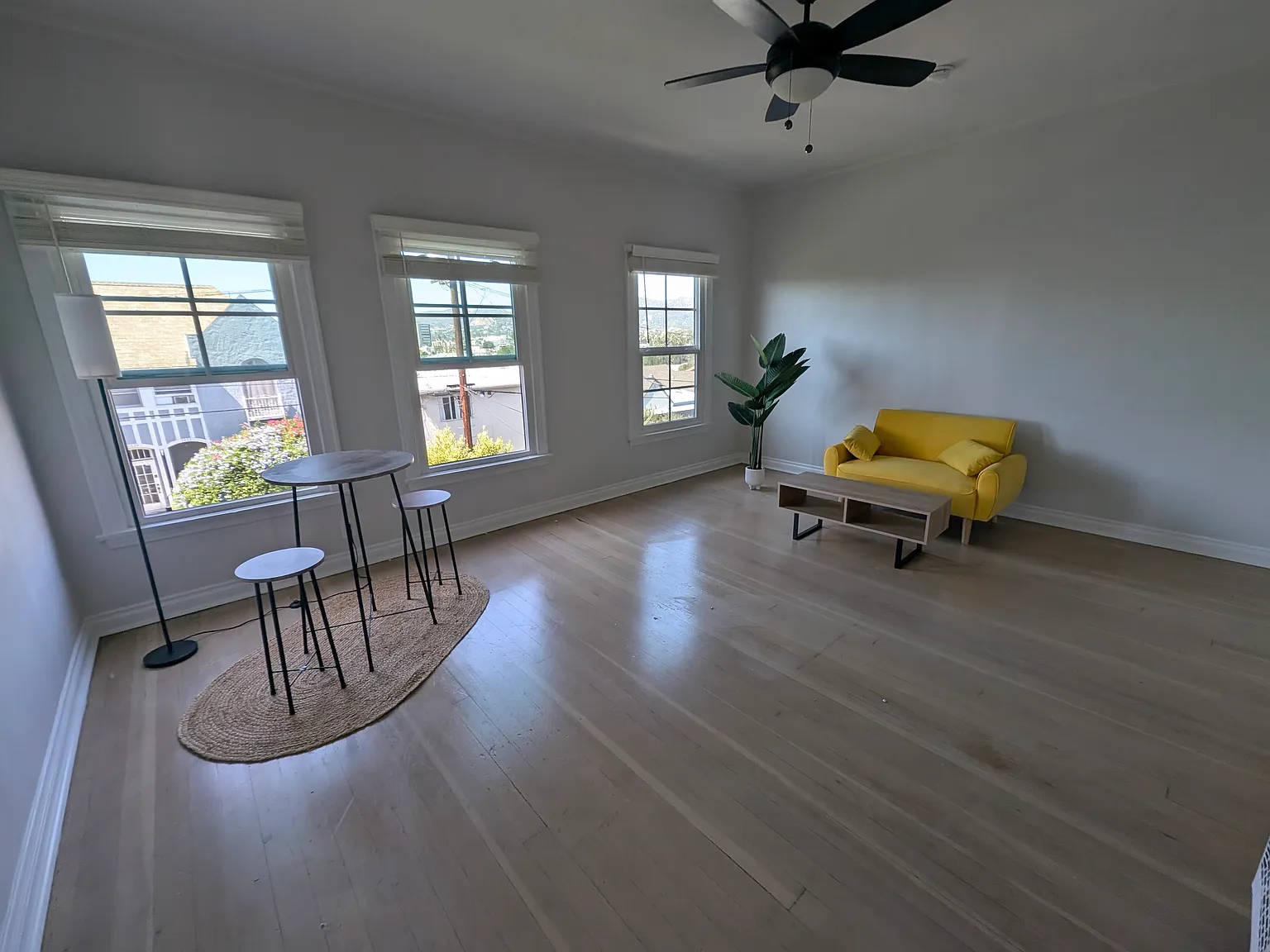 1 bed, 800 sqft, $2,995 — Photo 1