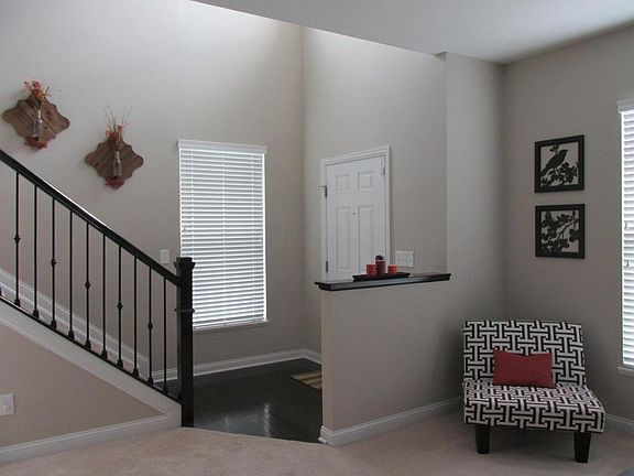 3rd image of 2648 Oswin Dr