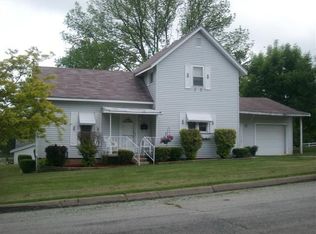 520 N York St, Albion, IN