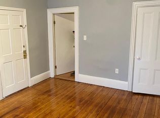 131 5th St #2A, Cambridge, MA 02141